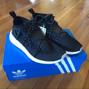 adidas Originals Arkyn Knit Women’s US Size 7